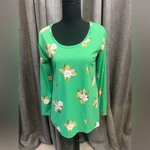 • LuLaRoe Lynnae Top NWT Size Small